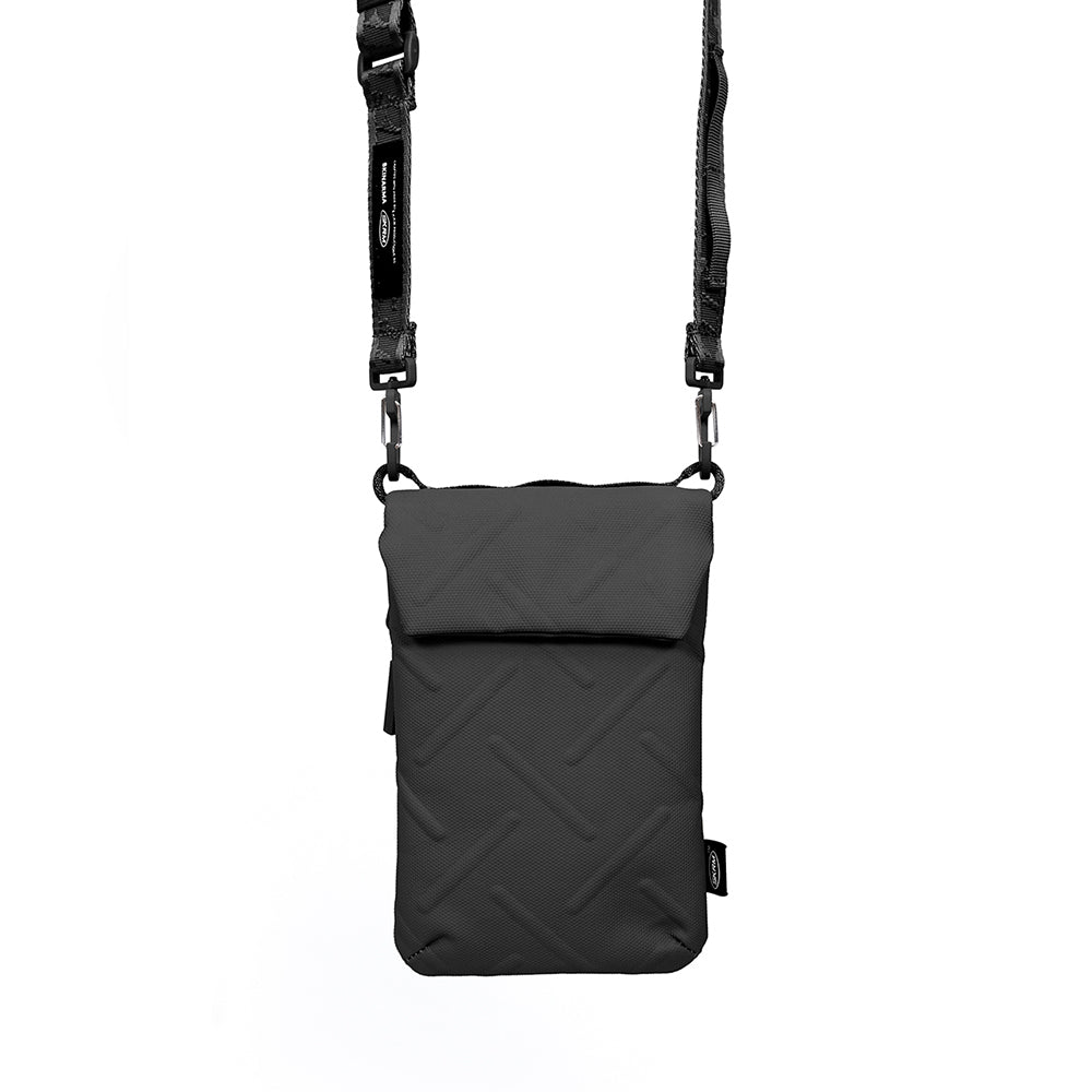 Skinarma Sling Pouch Juno Cross-Hatch Desenli Naylon Scout Boyun Askı Kayışlı Çapraz Vücut Çantası Skinarma Sling Pouch Juno Cross-Hatch Desenli Naylon Scout Boyun Askı Kayışlı Çapraz Vücut Çantası